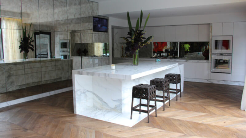 Australian house features gorgeous herringbone floors finished with Rubio Monocoat.