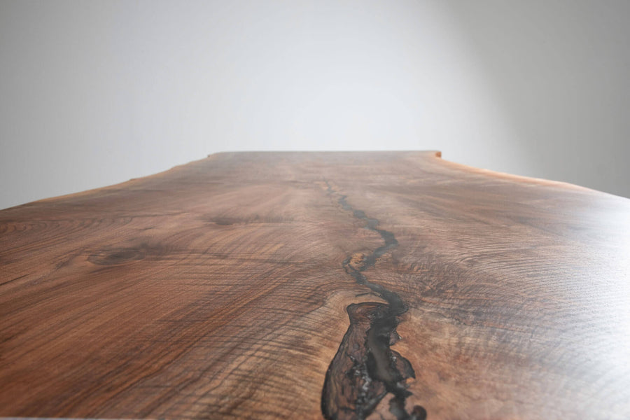 Wooden slab table finished with Rubio Monocoat Oil Plus 2C.