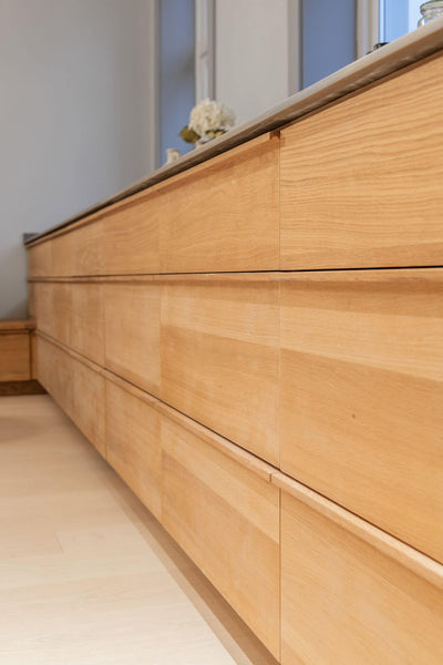 Oak cabinet drawers colored and protected with Rubio Monocoat Oil Plus 2C "Mist 5%".