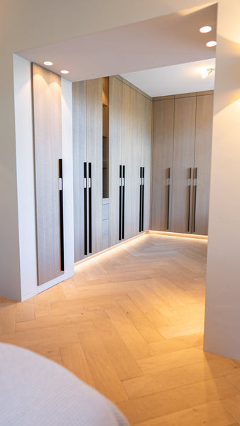 Modern oak veneered closet doors finished with Oil Plus 2C hardwax oil.